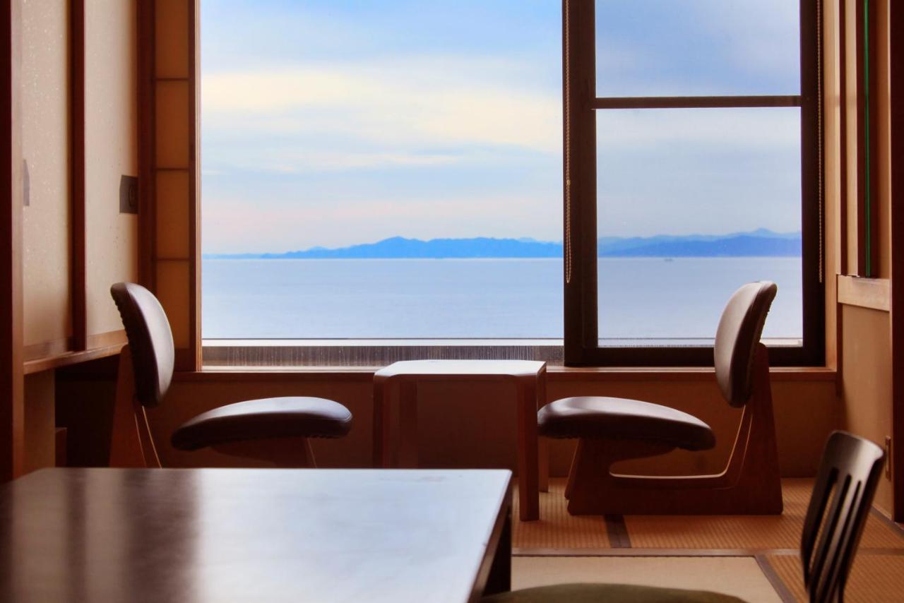 Nishiizu Koyoi Hotel Нумадзу Екстериор снимка